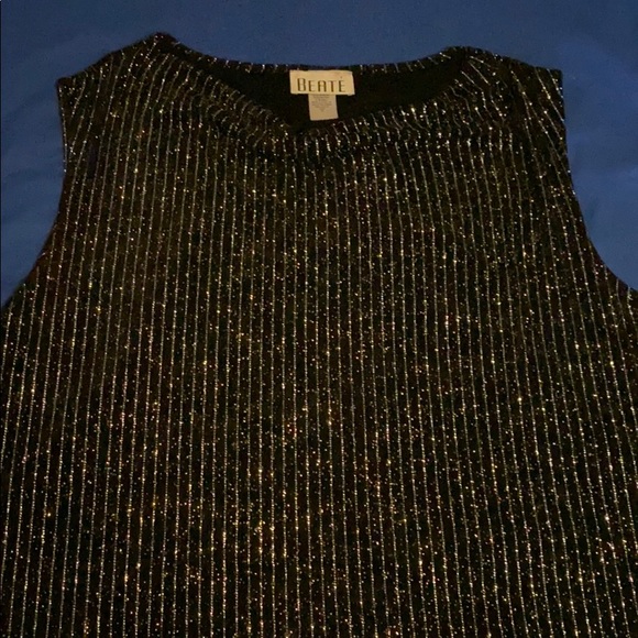 NWOT GOLD AND SILVER SPARKLE TANK TOP - Picture 2 of 3